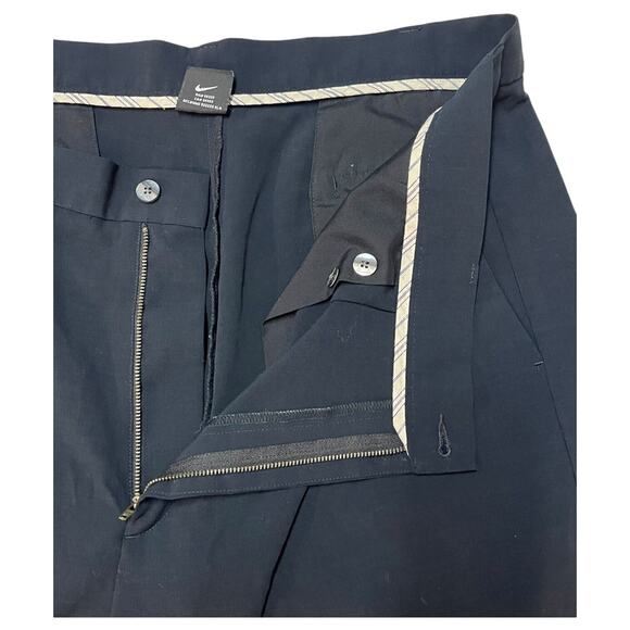 Nike Golf Shorts Mens 42 Pleated Front Chino Athletic Classic Casual Navy Blue - Picture 6 of 13